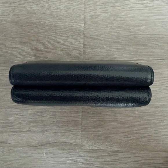 CHANEL COCO Button or COCO Mark Tri Fold Wallet - Picture 7 of 12